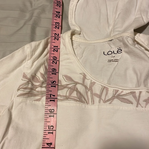 ✨5 for $20✨ Lole creme light hoodie - Picture 8 of 8